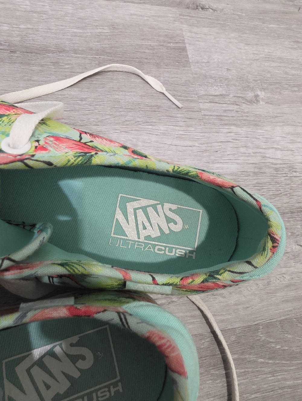 Vans Ultra Cush - Flamingo Tie Closure Shoes Sneakers Sz. 7.5 - NWOB - Picture 9 of 10